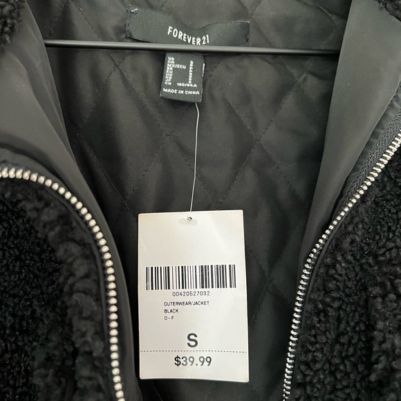 ♥️SOLD♥️ Forever 21 Faux Shearling/Sherpa Jacket - Picture 3 of 3